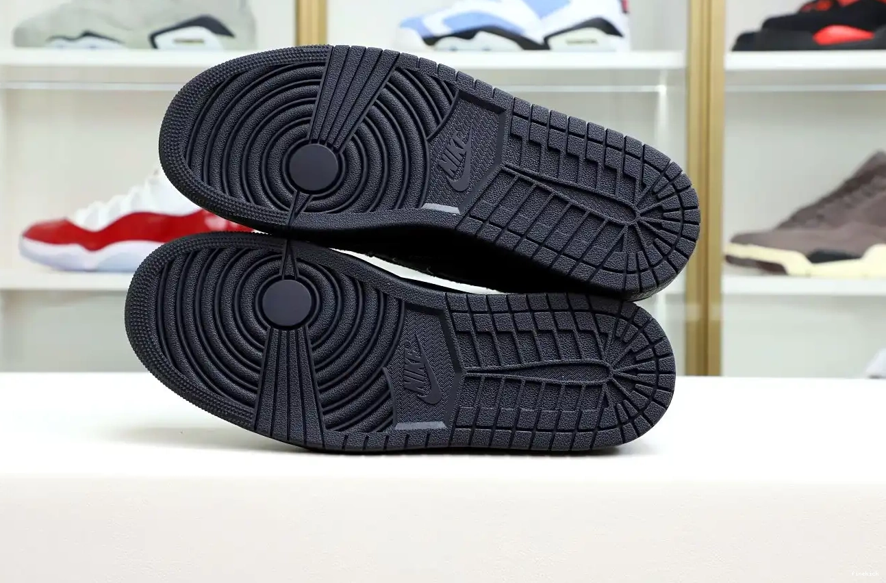 PHANTOM” NIKE SCOTT OG JORDAN X AIR “BLACK TRAVIS 1 LOW 0407